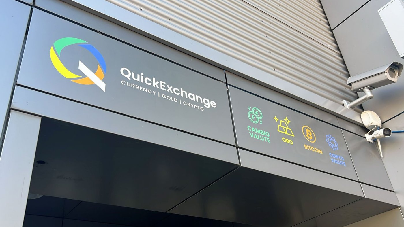 Vetrofanie brandizzate installate nella sede QuickExchange di Mendrisio